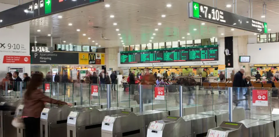 ESTACION-DE-TREN-BARCELONA-SANT